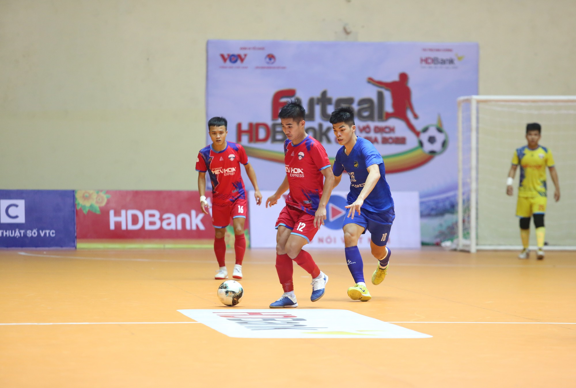 Sahako đăng quang sớm Giải Vô địch Futsal quốc gia 2022