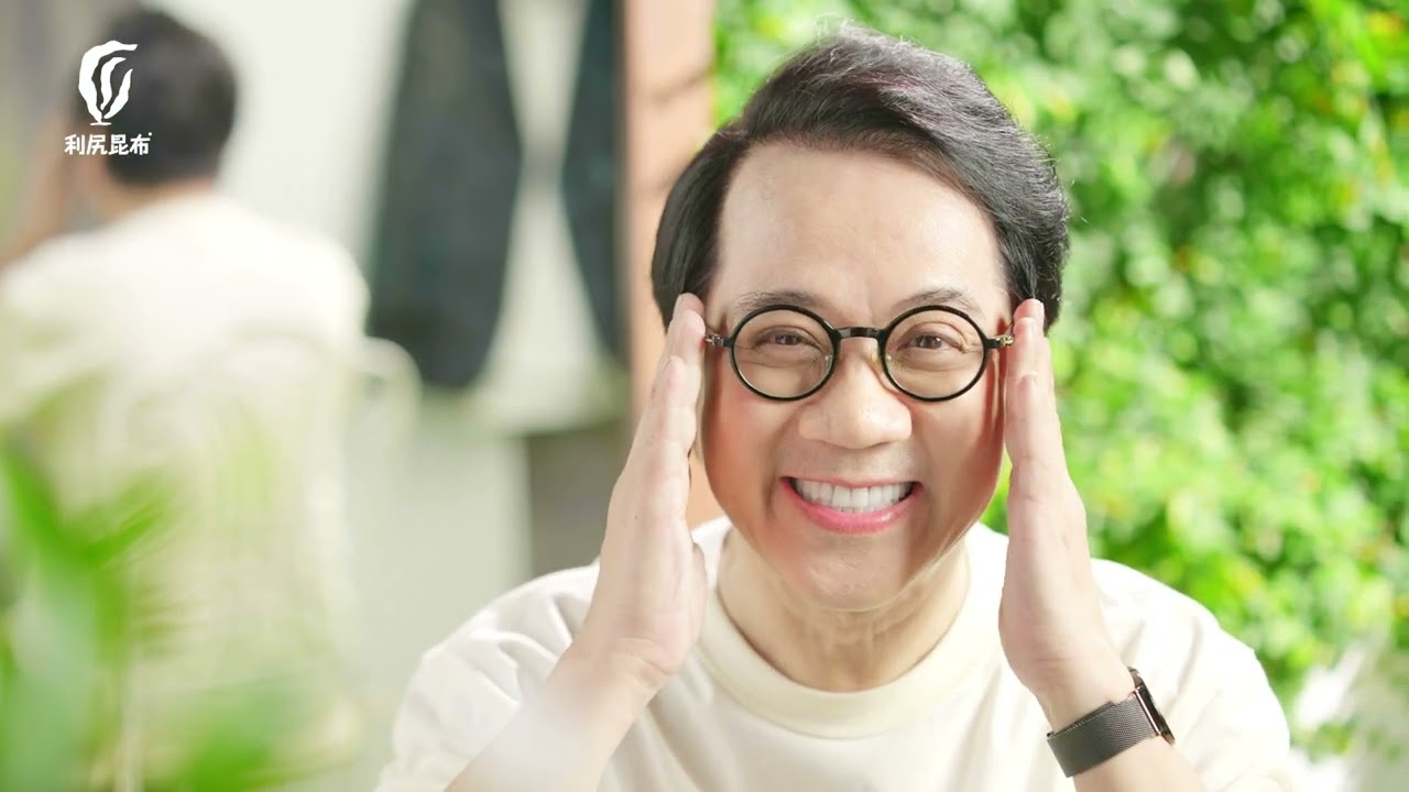 Mỗi lần NSƯT Thành Lộc bàn chuyện showbiz, cư dân mạng dậy sóng - Ảnh 3. Mỗi lần NSƯT Thành Lộc bàn chuyện showbiz, cư dân mạng dậy sóng - Ảnh 3.