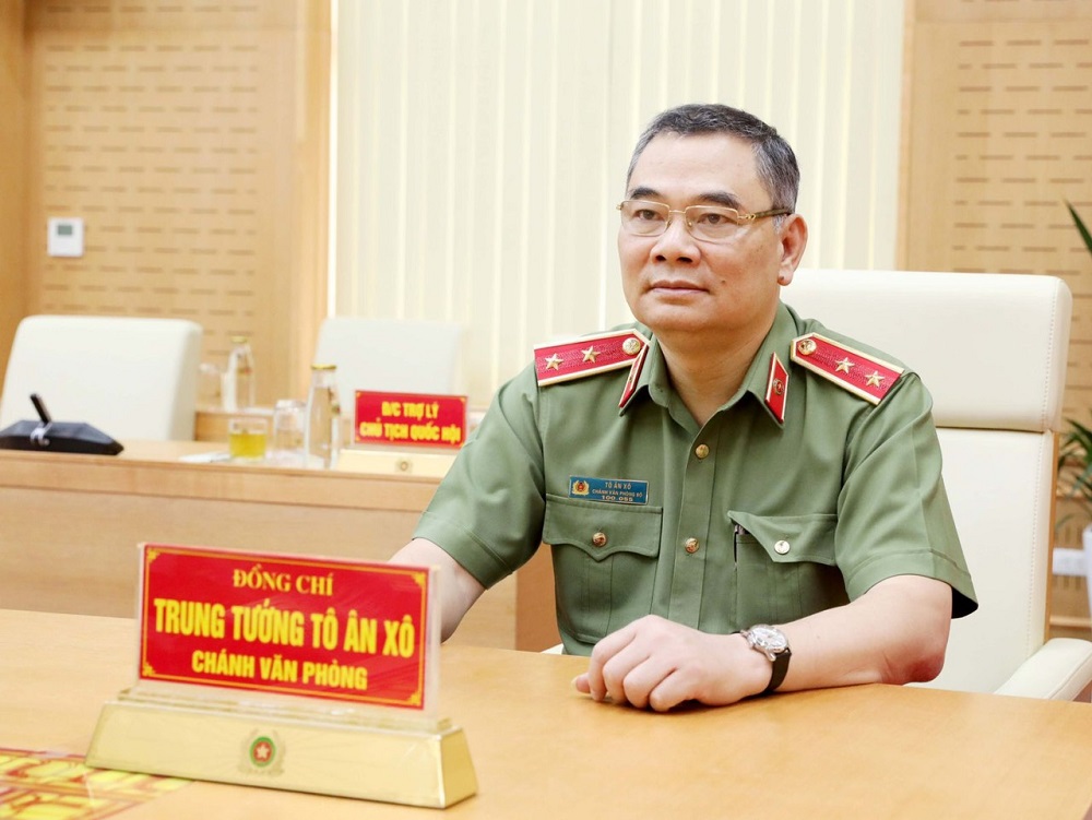 Bộ Công an cảnh báo lừa đảo trong lĩnh vực chứng khoán, trái phiếu doanh nghiệp - Ảnh 1. Bộ Công an cảnh báo lừa đảo trong lĩnh vực chứng khoán, trái phiếu doanh nghiệp - Ảnh 1.
