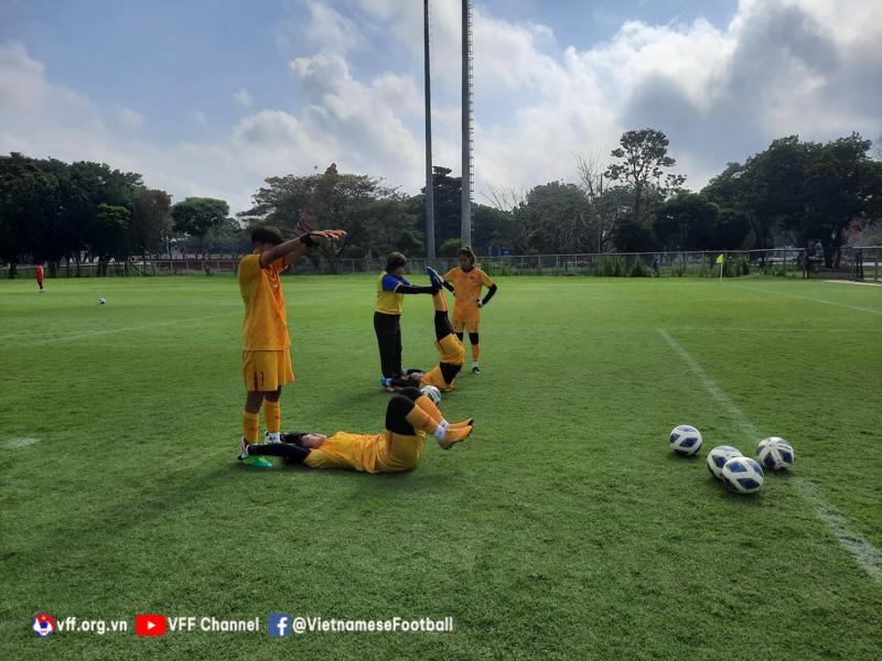 Thắng đậm Singapore đến 9 bàn không gỡ, U18 nữ Việt Nam khởi đầu xuất sắc - Ảnh 1. Thắng đậm Singapore đến 9 bàn không gỡ, U18 nữ Việt Nam khởi đầu xuất sắc - Ảnh 1.