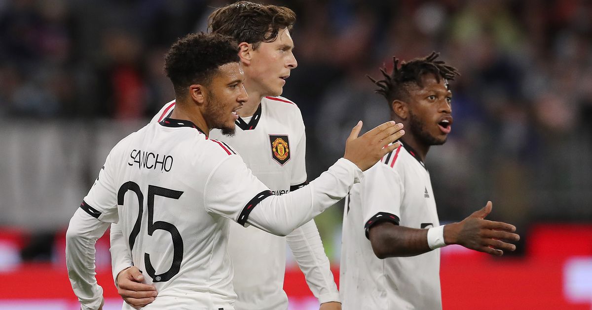 Erik ten Hag “ẵm” thưởng lớn nếu M.U lọt top 4 - Ảnh 2. Erik ten Hag “ẵm” thưởng lớn nếu M.U lọt top 4 - Ảnh 2.