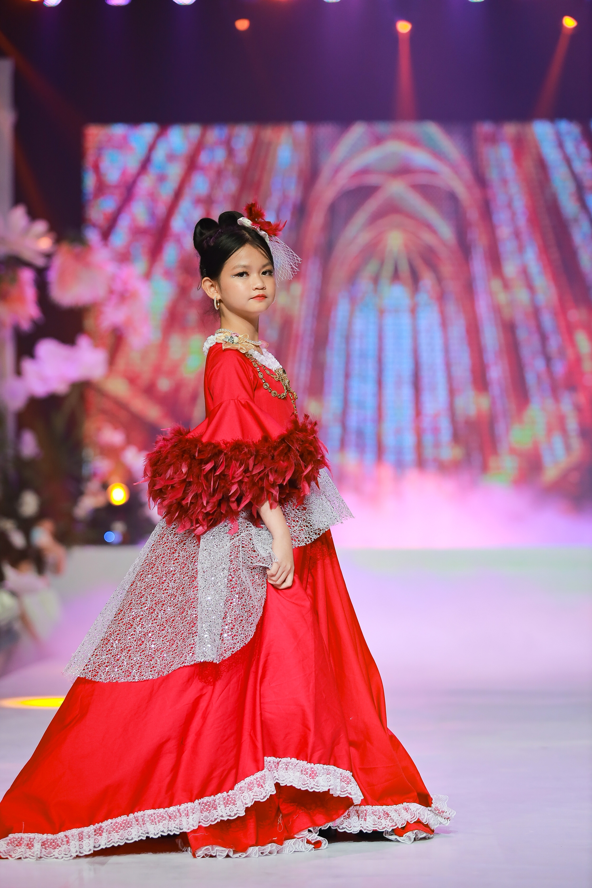 My Dream Fashion Show 2022 trình làng 5 bộ sưu tập độc đáo dành cho trẻ - Ảnh 7. My Dream Fashion Show 2022 trình làng 5 bộ sưu tập độc đáo dành cho trẻ - Ảnh 7.