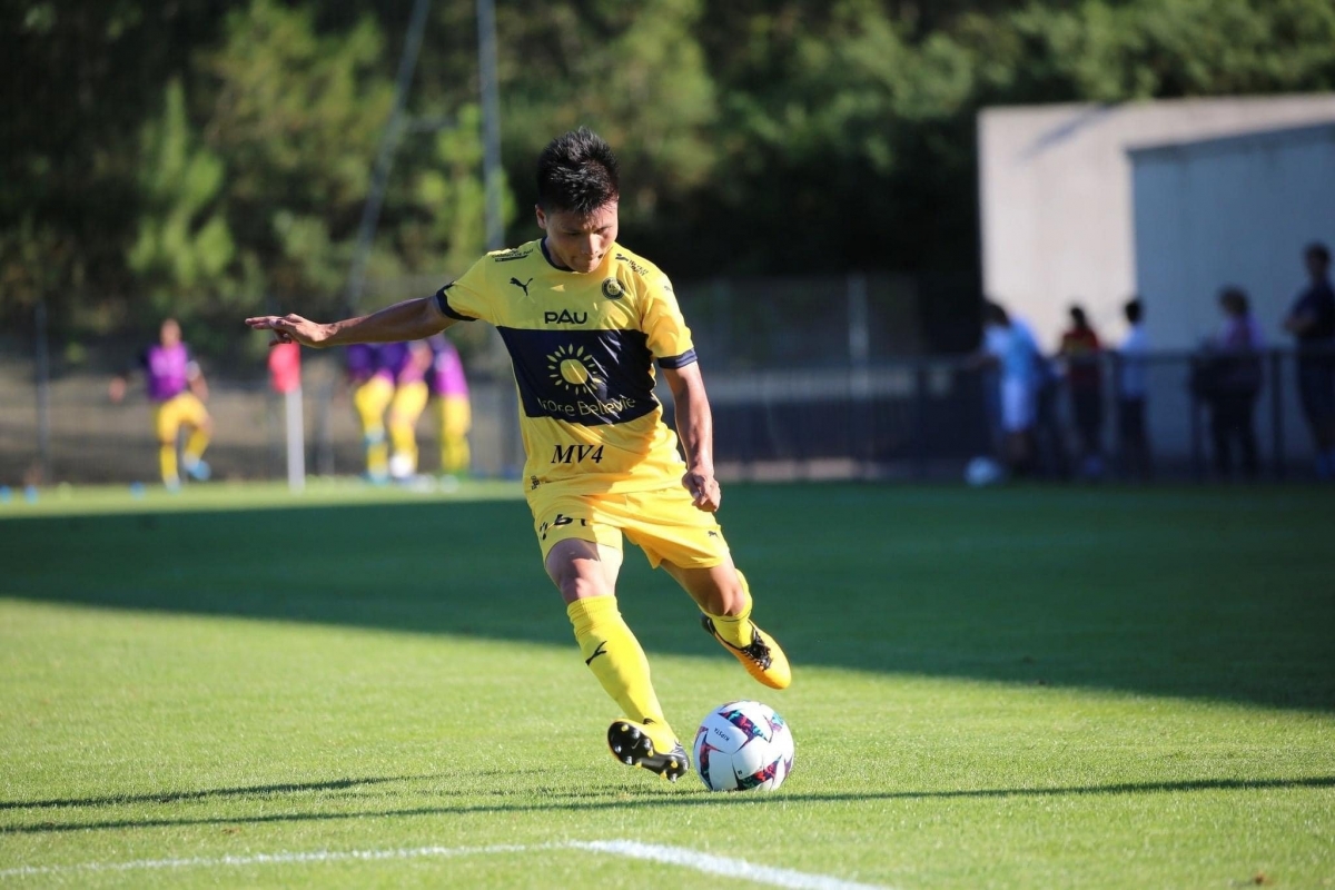 Hồi hộp chờ màn chào sân Ligue 2 của Quang Hải - Ảnh 2. Hồi hộp chờ màn chào sân Ligue 2 của Quang Hải - Ảnh 2.