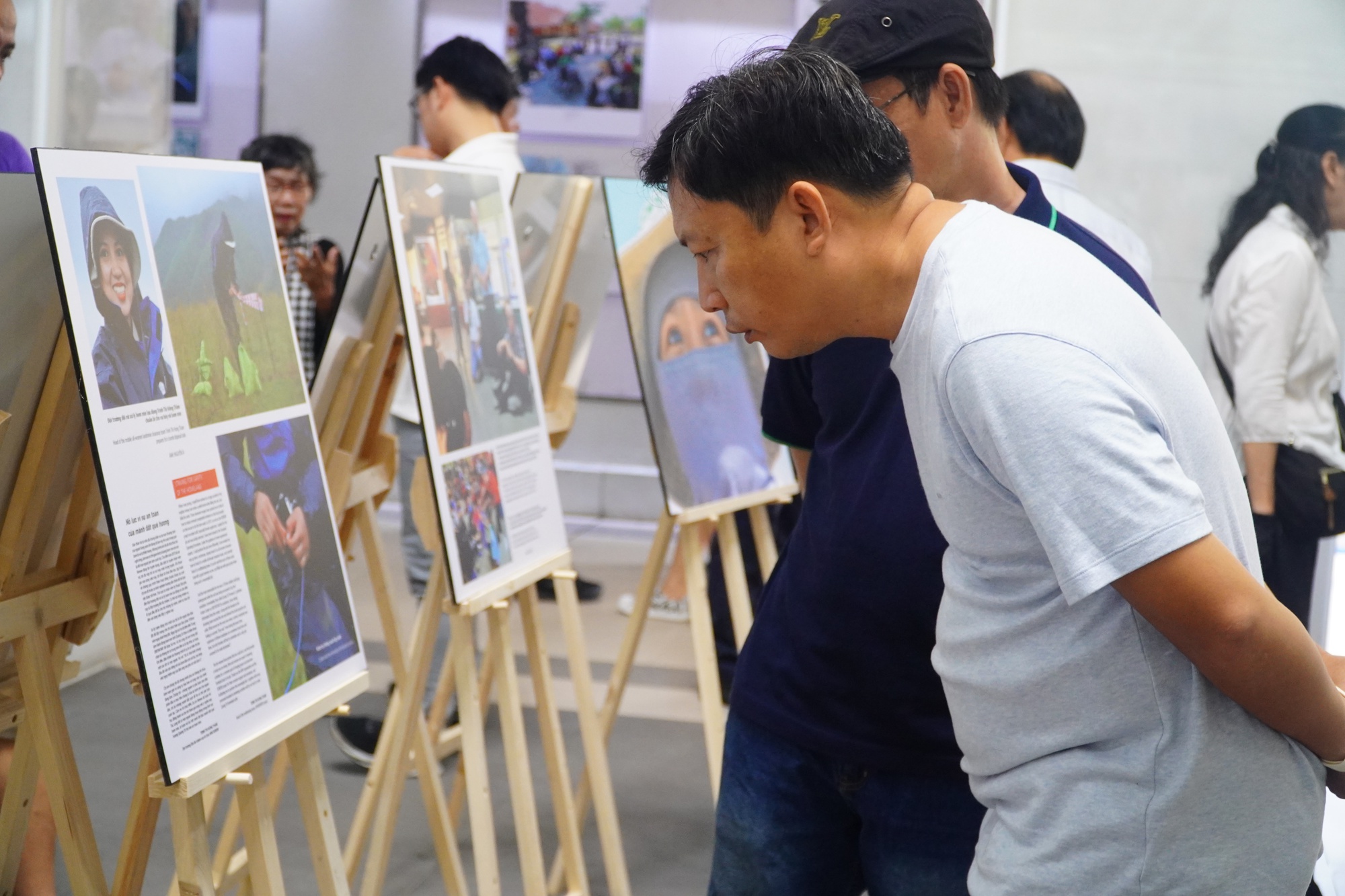 Nhiếp ảnh gia Nguyễn Á trình làng 2 tác phẩm ấn tượng