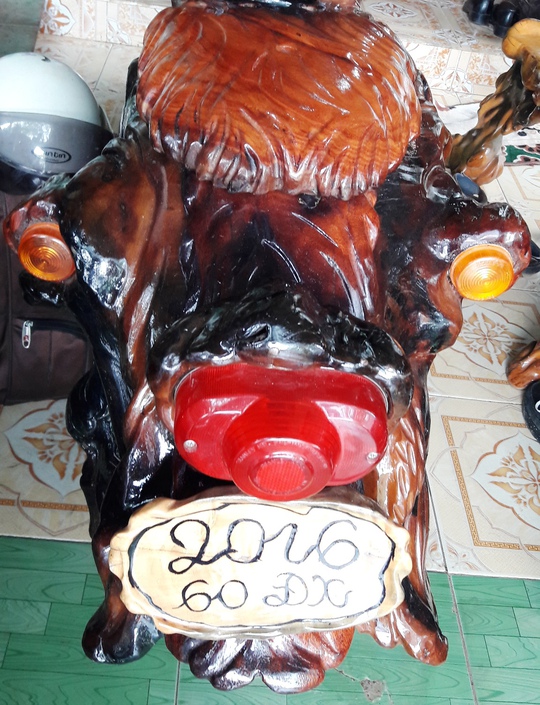 Chiếc mô tô bằng gỗ độc nhất vô nhị ở Lâm Đồng - Ảnh 8.