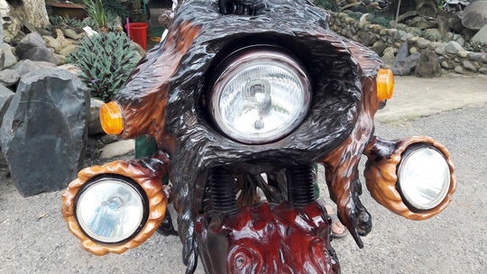 Chiếc mô tô bằng gỗ độc nhất vô nhị ở Lâm Đồng - Ảnh 7.