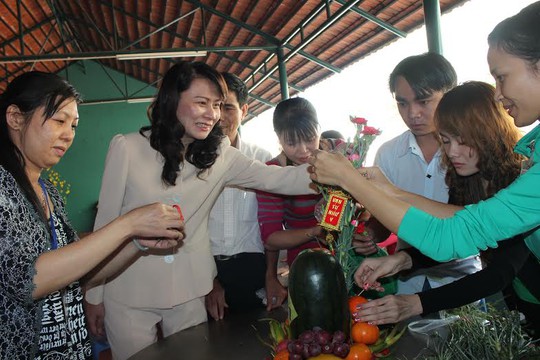 Mỗi cơ sở một công trình mừng đại hội - Ảnh 1.