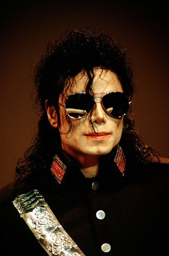 Michael Jackson vẫn kiếm tiền khủng dù đã qua đời - Ảnh 3.