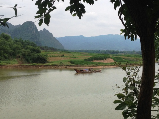 Truy bắt "cát tặc", Phó Phòng Cảnh sát môi trường bị thương