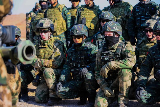 Cán cân quân sự Mỹ - Trung - Nga - Ảnh 1.