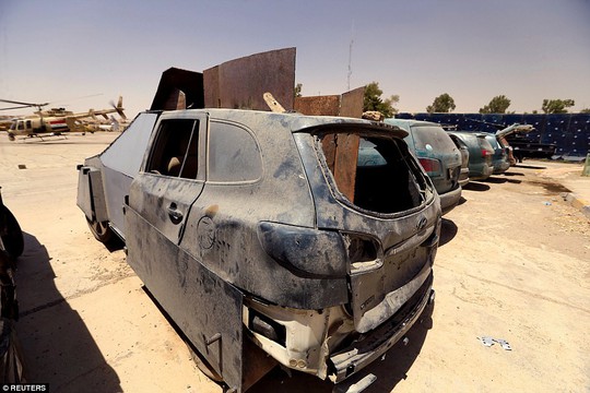Iraq: Tham quan “nghĩa địa” xe đánh bom tự sát của IS - Ảnh 9.