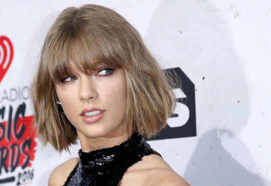 Taylor Swift phản bác đơn kiện đạo nhạc - Ảnh 1.