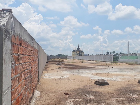 Hành trình từ Happy Land đến dự án bị siết nợ - Ảnh 3.