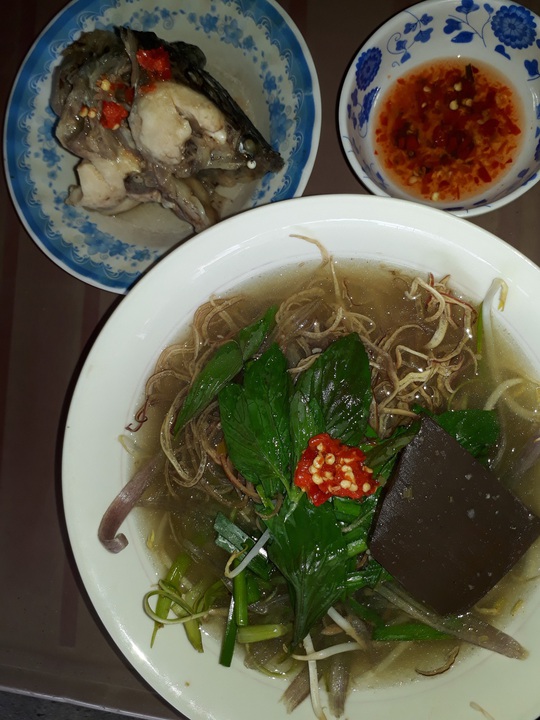 Xuyên Sài Gòn ăn cho được bún nước lèo Trà Vinh - Ảnh 6.