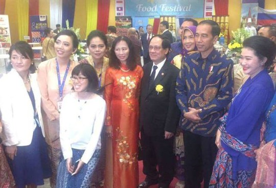 Tổng thư ký ASEAN giới thiệu phở Việt Nam với Tổng thống Indonesia - Ảnh 4.