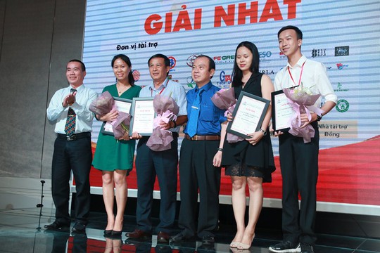 Báo Người Lao Động đoạt 2 giải cao nhất viết về doanh nhân, doanh nghiệp - Ảnh 2.
