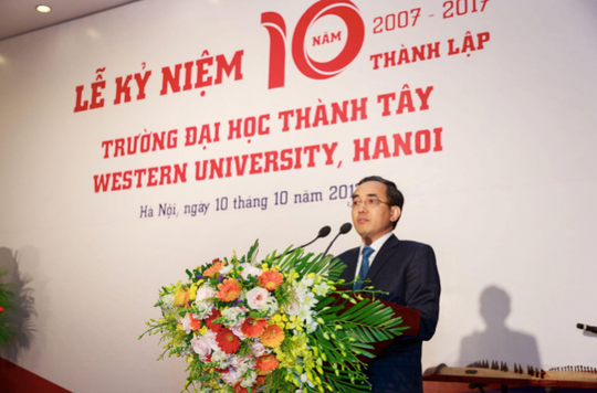 Người giàu nhất sàn chứng khoán trở thành chủ tịch Trường ĐH Thành Tây - Ảnh 1. Người giàu nhất sàn chứng khoán trở thành chủ tịch Trường ĐH Thành Tây - Ảnh 1.