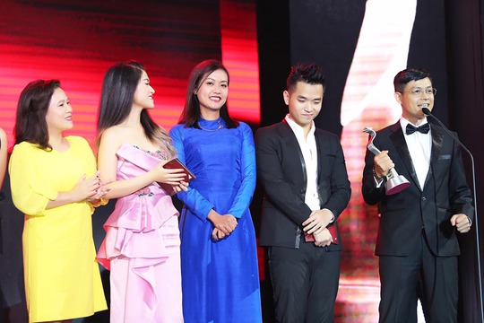 Phim của Hồng Ánh thắng lớn tại LHP ASEAN - Ảnh 2.