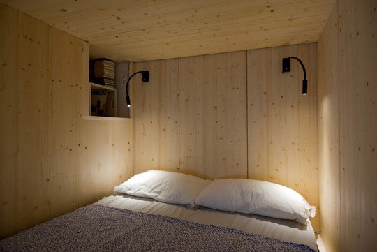 Căn hộ 35 m2 siêu đẹp với hộp ngủ tiết kiệm diện tích - Ảnh 3.