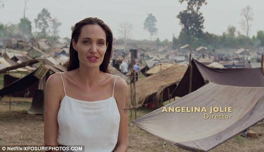 Angelina Jolie bị chỉ trích là người tàn nhẫn - Ảnh 1.