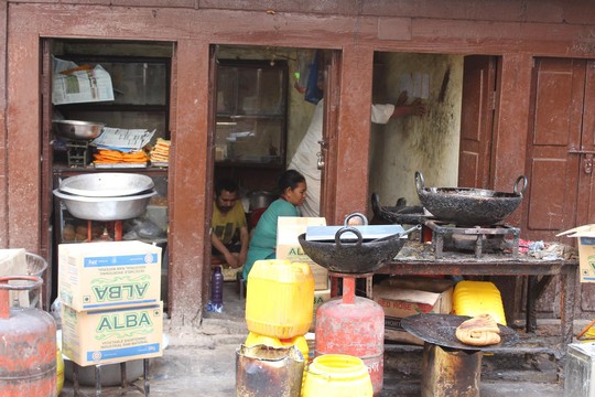 Nepal: Lạc lối ở Thamel - Ảnh 25.