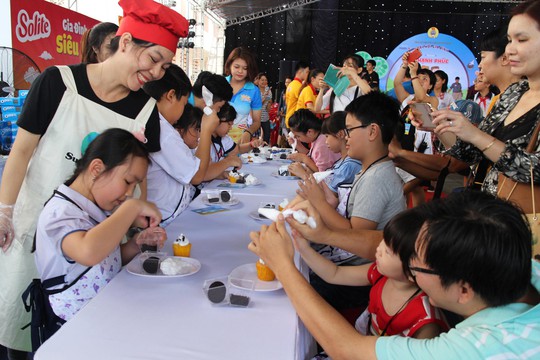 Đồng hành cùng công chức, viên chức - Ảnh 1.