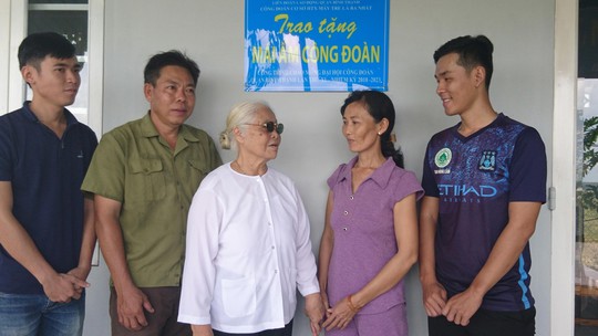 Giúp công nhân có nhà ở - Ảnh 1.