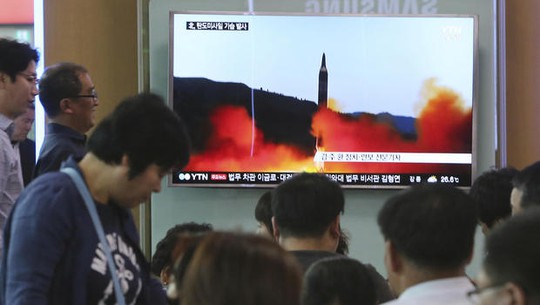 Lo Triều Tiên, Mỹ lần đầu thử khả năng đánh chặn ICBM - Ảnh 1.