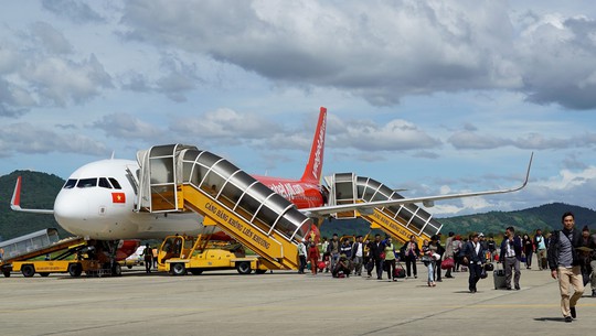 Vietjet dành tặng 700.000 vé bay khắp Việt Nam - Ảnh 1.