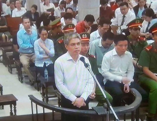 Xử đại án Hà Văn Thắm: Đồng loạt phủ nhận nhận lãi ngoài 1.600 tỉ đồng - Ảnh 3. Xử đại án Hà Văn Thắm: Đồng loạt phủ nhận nhận lãi ngoài 1.600 tỉ đồng - Ảnh 3.