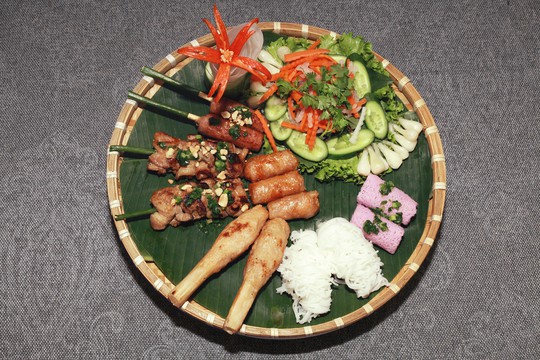 Món mới tháng 12 từ khách sạn Rex: Khám phá ẩm thực Sài Gòn - Ảnh 4.