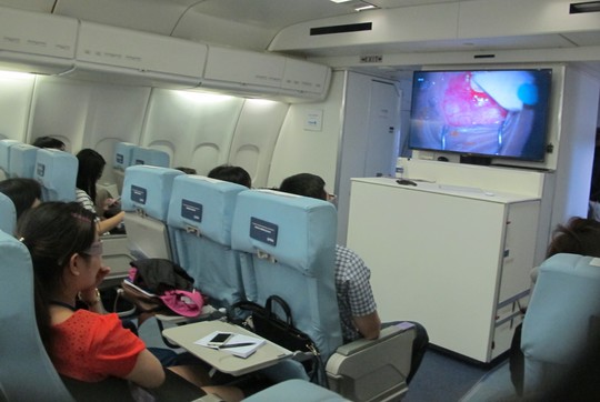 Soi nội thất bệnh viện bay hiện đại số 1 thế giới - Ảnh 22. Soi nội thất bệnh viện bay hiện đại số 1 thế giới - Ảnh 22.