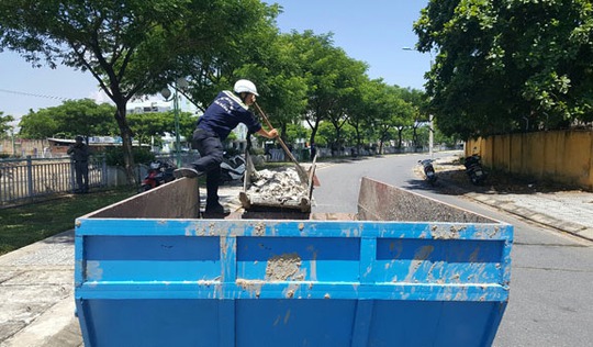 Cá lại chết trắng sông Phú Lộc - Ảnh 2. Cá lại chết trắng sông Phú Lộc - Ảnh 2.