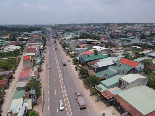 Tài xế đồng loạt dùng tiền lẻ, BOT Biên Hòa phải xả trạm - Ảnh 3. Tài xế đồng loạt dùng tiền lẻ, BOT Biên Hòa phải xả trạm - Ảnh 3.