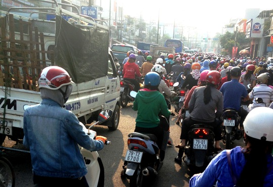 Đoạn qua gác chắn đường sắt đường 23-10
