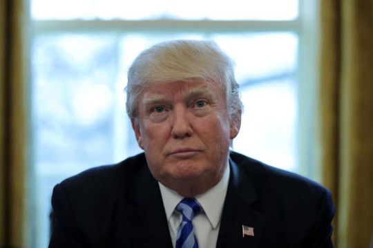 Ông Trump tuyên chiến với nhóm nghị sĩ bảo thủ Cộng hòa