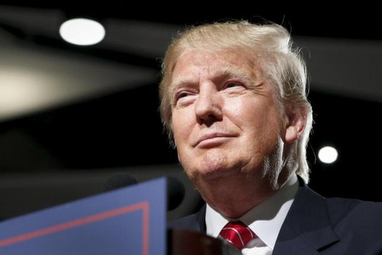 Nội bộ Mỹ chia rẽ vì ông Trump ra lệnh không kích Syria