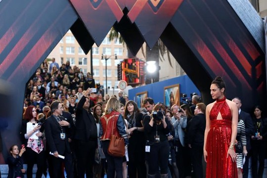 Thắt chặt an ninh tại buổi ra mắt phim Wonder Woman - Ảnh 1.