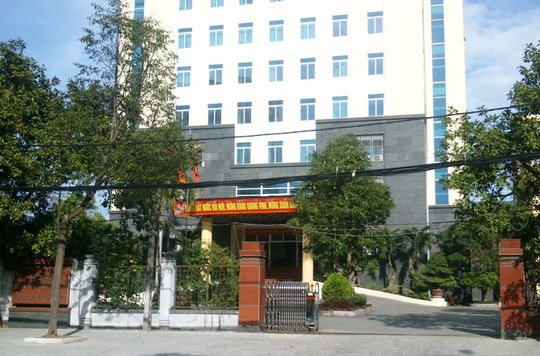 
Sở TN-MT Thanh Hóa, nơi lái xe nhắn tin vòi tiền doanh nghiệp
