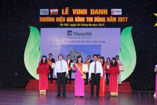 Manulife Việt Nam được vinh danh là doanh nghiệp xuất sắc - Ảnh 1.