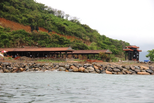 Cận cảnh hàng loạt dự án lấn biển xâu xé vịnh Nha Trang - Ảnh 11. Cận cảnh hàng loạt dự án lấn biển xâu xé vịnh Nha Trang - Ảnh 11.