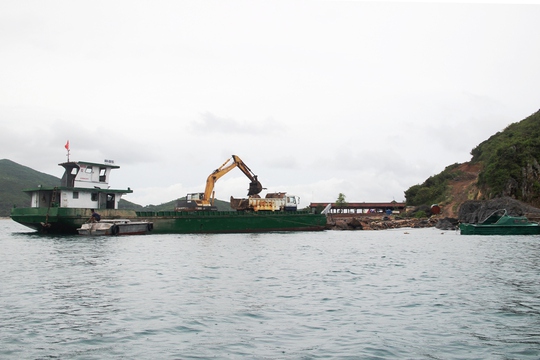 Cận cảnh hàng loạt dự án lấn biển xâu xé vịnh Nha Trang - Ảnh 12. Cận cảnh hàng loạt dự án lấn biển xâu xé vịnh Nha Trang - Ảnh 12.
