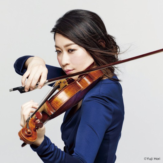 Bông hồng violin Kawakubo Tamaki tái ngộ khán giả Việt Nam - Ảnh 1.