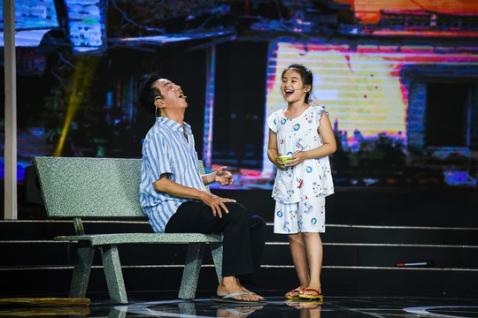 Thanh Bạch nghẹn ngào vì cô bé 11 tuổi Ngọc Tâm - Ảnh 3.