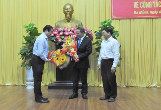 Tân Bí thư Đà Nẵng nói gì trong lễ nhậm chức? - Ảnh 3. Tân Bí thư Đà Nẵng nói gì trong lễ nhậm chức? - Ảnh 3.