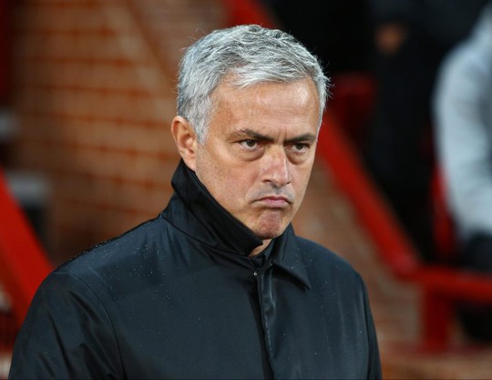 Mourinho không vui sau trận thắng Basel - Ảnh 1. Mourinho không vui sau trận thắng Basel - Ảnh 1.