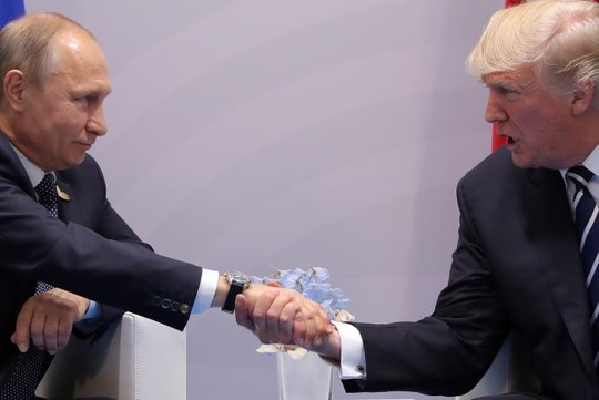 Đảng Dân chủ phản ứng cuộc gặp thượng đỉnh Mỹ - Nga - Ảnh 1.