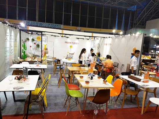 Vifa home 2017: Hội chợ đồ gỗ và trang trí nội thất Việt Nam - Ảnh 2.