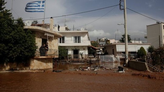 Hy Lạp: Lũ quét kinh hoàng, nhiều người chết kẹt trong nhà - Ảnh 4.