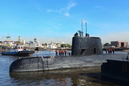 Tàu ngầm Argentina mất liên lạc đột ngột - Ảnh 1.
